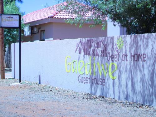 Taung Station Casa | Gaediwe Guesthouse
