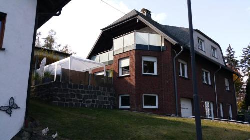 Nuerburg Casa | Gaestehaus Savo