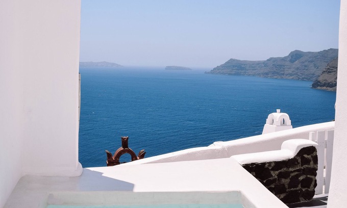 Oia Hotel | Gaia Suites