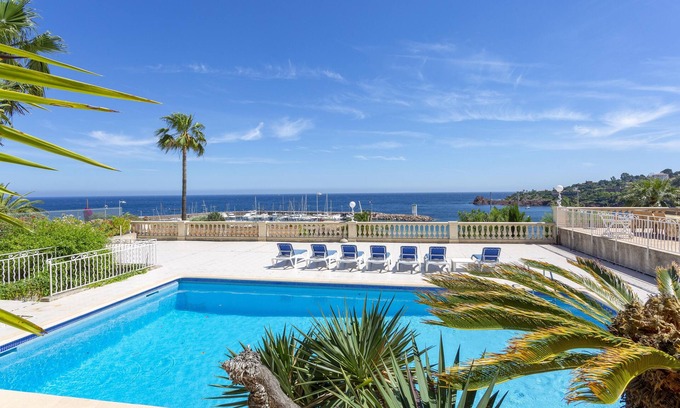Theoule-sur-Mer Villa | Gaiasvillas Villa Cigale, private pool, 20 mt from beach, fiber WiFi