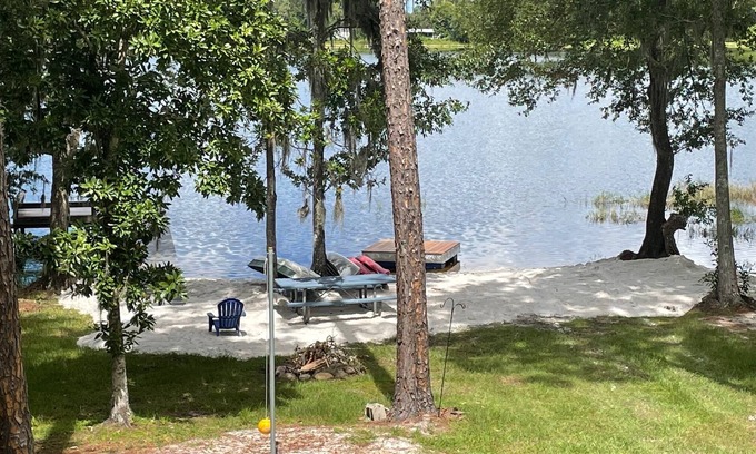Hawthorne Casa | Gainesville Area Lakefront Home (Riley Lake) Canoa Jonboat Wifi ilimitado
