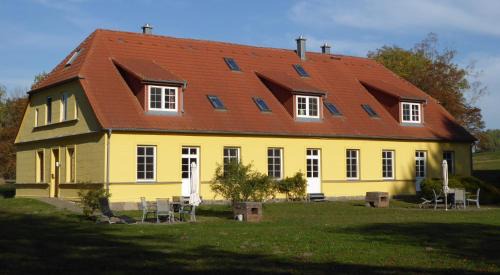 Gingst Apartamento | Galerie E MITTE