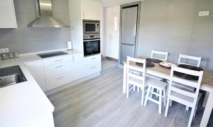 Vilanova Casa | GALIHOST - Casa Los Manolos en Vilanova de Arousa