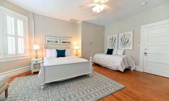 Edenton Cama Y Desayuno | Captain's Quarters Rm. 7