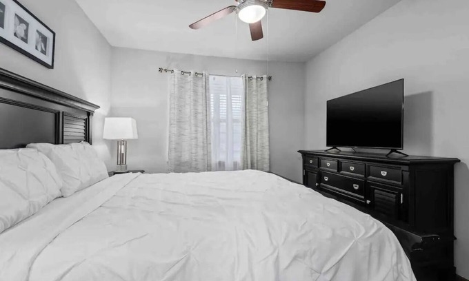 MacGregor Apartamento | galleria & medical center view luxury apartment