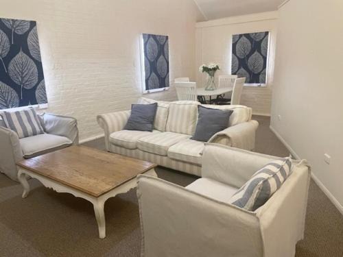Narrabri Apartamento | Gallipoli House- The Loft Apartment