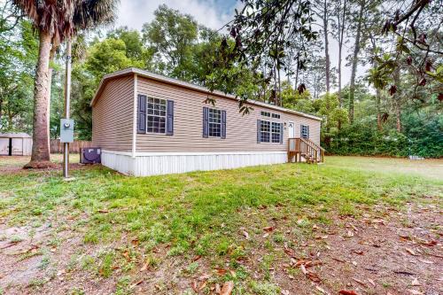Williston Casa | Gallop Away