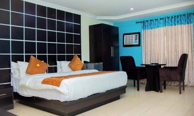 Ojodu Hotel | Galpin Suites Hotel