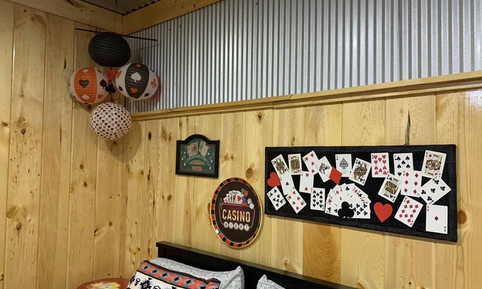 Cache Cabina | Gambling Buffalo Cabin near Casinos and Wichita Mountains Cache Medicine Park