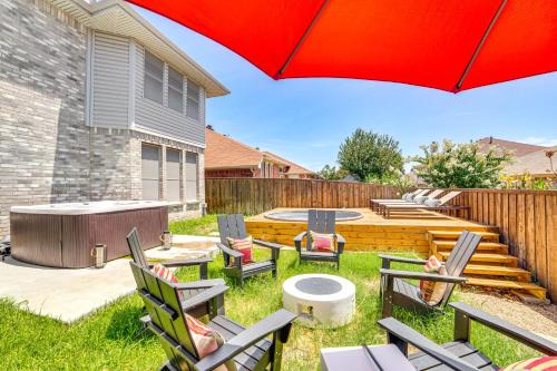 South Arlington Casa | Game Room, Hot Tub and Pool! Grand Prairie Getaway