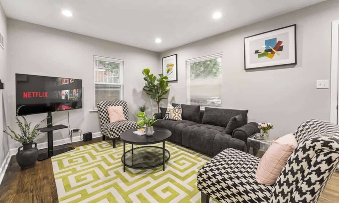 Broadview Casa | Game Room + Outdoor BBQ Grill | LCP Collection