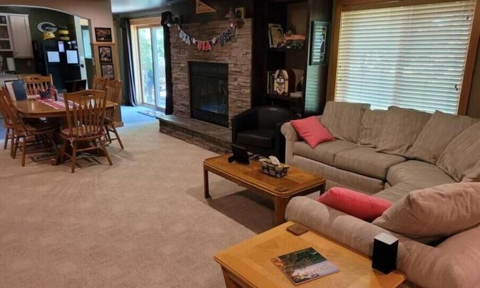 Howard Apartamento | Game time, family or relax time-you'll love it here!