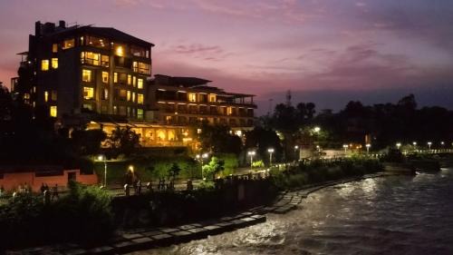 Rishikesh Complejo | GANGA KINARE- A Riverside Boutique Resort, Rishikesh