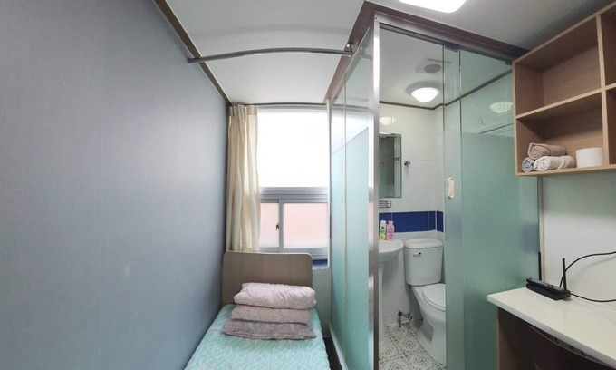 Sinsa-dong Apartamento | Gangnam Private Room & Bath 2minutes to subway! Recovery from Plastic Surgery