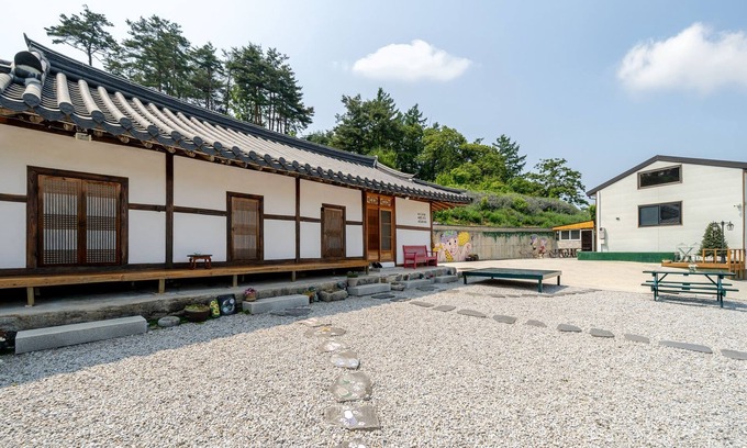 Gangneung Casa | Gangneung Ggabinejip Hanok Pension