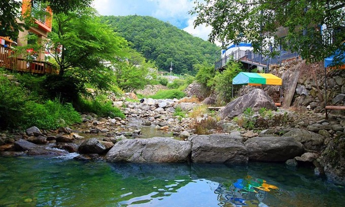 Oeseo Casa | Gapyeong Valley in the Forest Pension