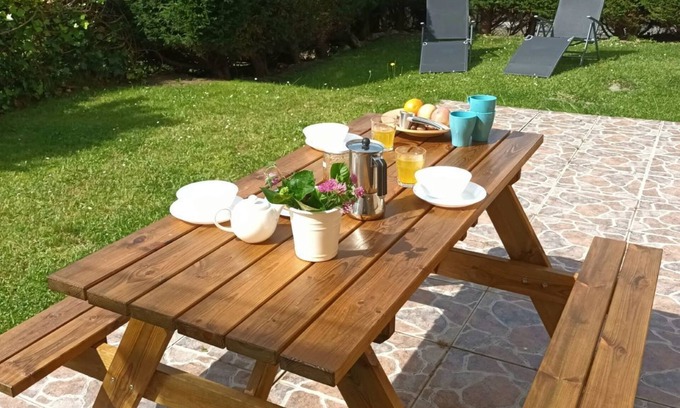 San Vicente de la Barquera Apartamento | apartamento con jardin