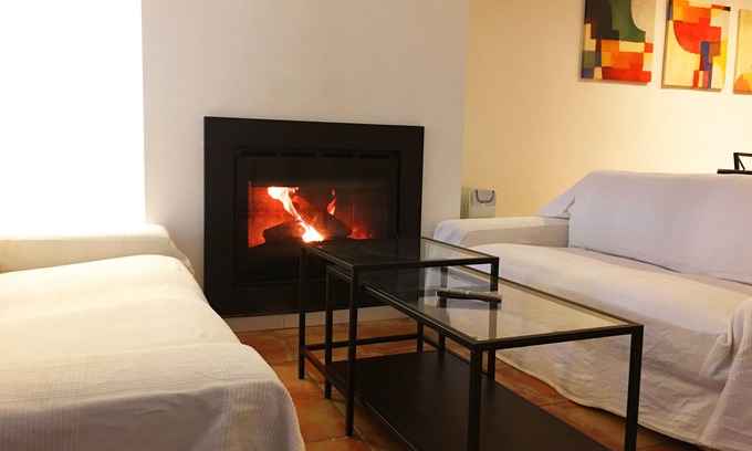 La Zubia Apartamento | Apartamento con jardín a 5 min de ¡Granada y La Alhambra!