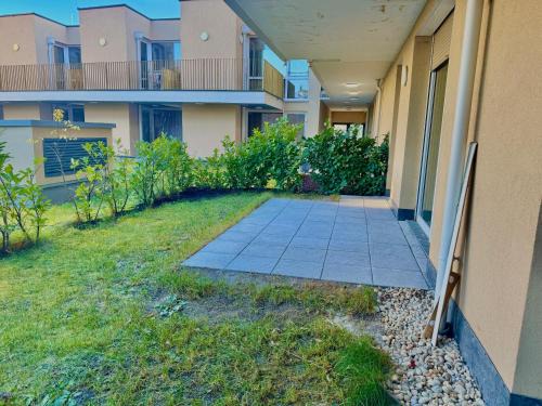 Wiener Neudorf Apartamento | Garden Apartment with 5 Separate Beds