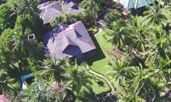 Cajidiocan Casa | Garden Beach House