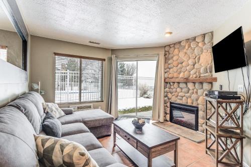 Harbor Village Apartamento | Garden City Condo with Pool Access by Bear Lake!