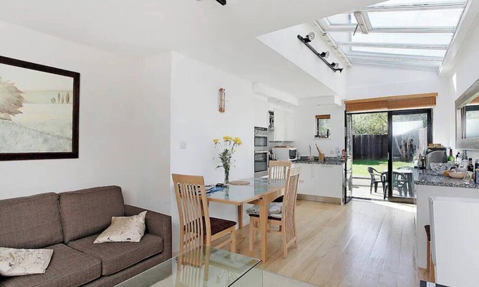 Wimbledon Condominio | Garden Flat, Central Wimbledon & Parking, Close to Tennis