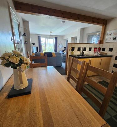 Carmarthen Apartamento | Garden flat in Carmarthen