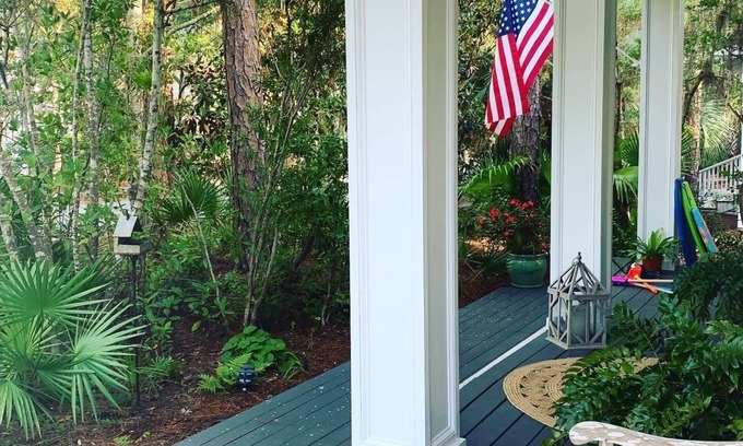 Seagrove Beach Cabaña | Garden Grove Cottage in Old Seagrove Beach in the heart of 30-A