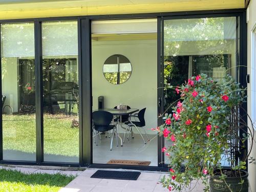 Carlingford Casa | Garden Hideaway-Entirely Private