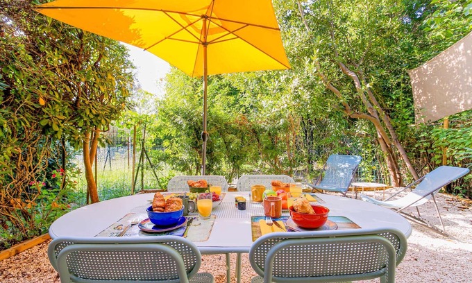 Le Lavandou Apartamento | Garden hideaway Lavandou by SELECTsoHOME