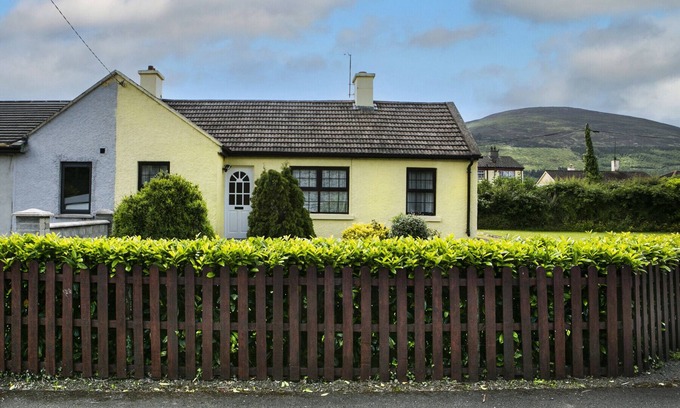 Clogheen Chalet De Esquí | Garden Holiday Cottage