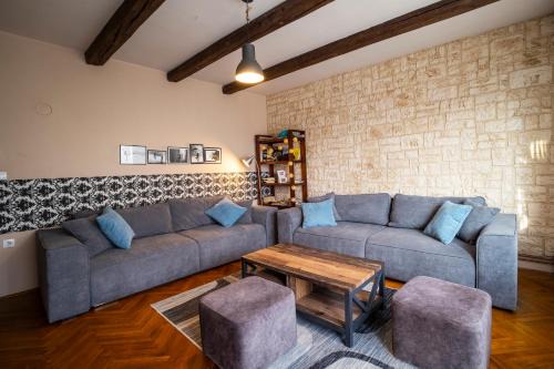Drenje Casa | Garden Holiday Home