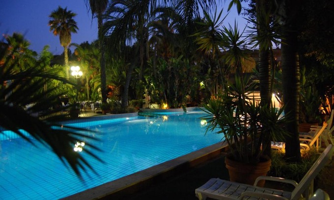 Carrubazza-Motta Casa | Garden Hotel
