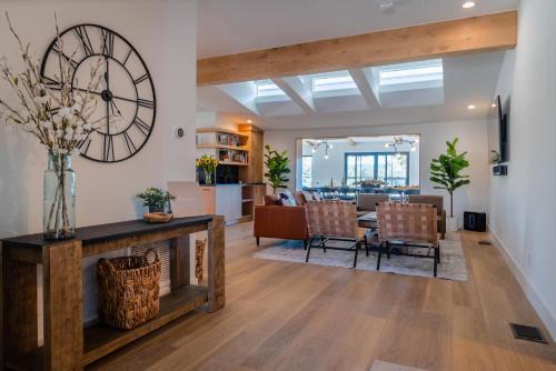 Templeton Casa | Garden House at Oak & Vine