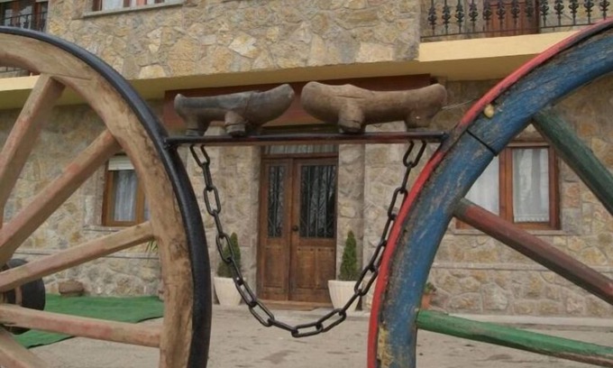 Carrizo De La Ribera Casa | Garden House Hotel