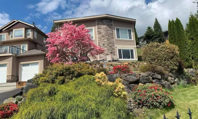 Chilliwack Casa | Garden House Near Hwy 1, Fishing , Heritage Park, Coliseum , Cultus Lake