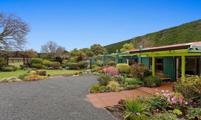 Tirohanga Casa | Garden House
