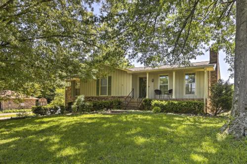 Hendersonville Apartamento | Garden-Level Hendersonville Apt 20 Mi to Broadway