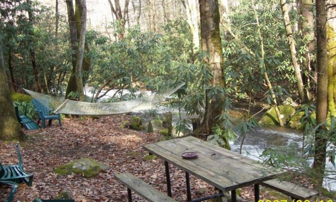 Cosby Cabina | Garden of Eden Cabins