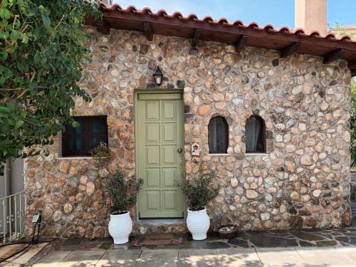 Spata-Artemida Apartamento | Garden's House
