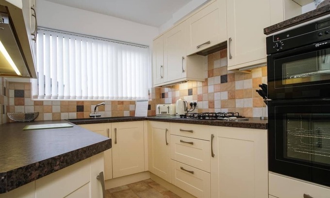 Olton Casa | Garden View - Luxury Self Catering. NEC/Airport