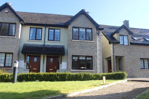 Mohill Casa | Garden View Self Catering Lough Rynn