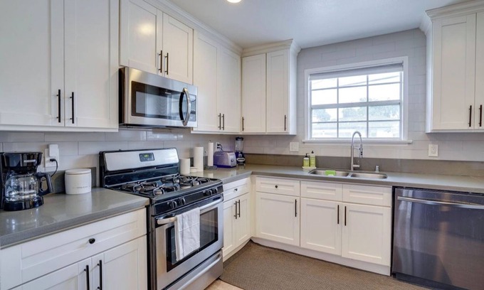 Gardena Casa | Gardena's Charming Family Retreat Getaway