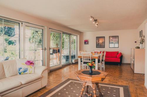 Altach Apartamento | Gardenia-Altach, 2-4 P, Küche, Garten, Terrasse, Parkplatz, Wifi, Ski Stellplatz
