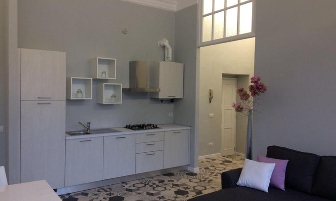 Angera Casa | Garibaldi 1