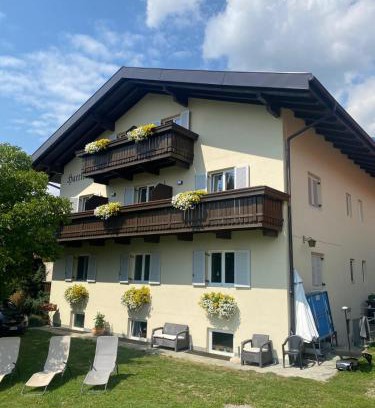 Brunico Casa | Garni Hattlerhof B&B
