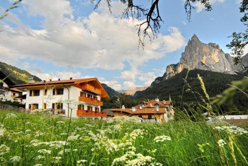 Siusi Cama Y Desayuno | Garni Karlegger