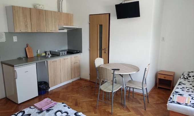 Luzianky Apartamento | Garsónky v rodinnom dome Nitra-Lužianky