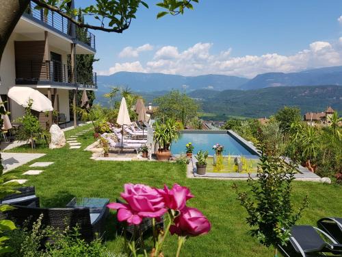 Caldaro Sulla Strada del Vino Apartamento | Gartenappartements Die Mühle