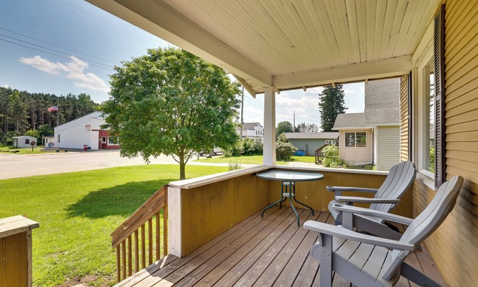 Hixton Casa | Gas Grill & Porch: Rural Hixton Vacation Home!